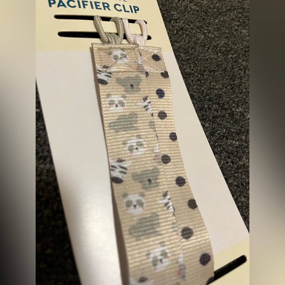 NWT Pacifier Clips - Picture 2 of 3